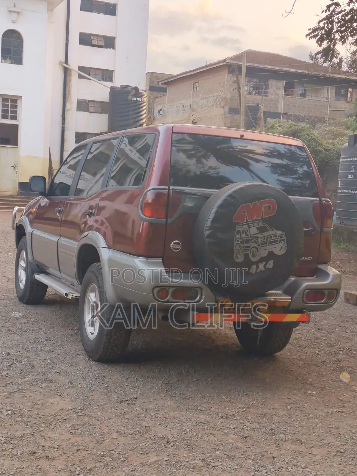 Nissan Terrano 1998 Red