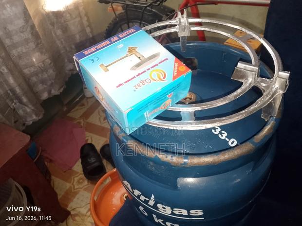 Gas Cylinders - thumbnail 4