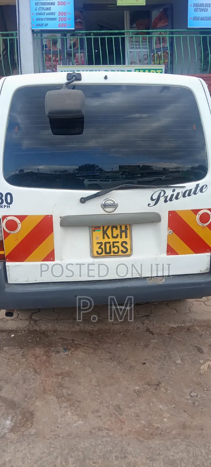 Nissan Vanette 2016 White