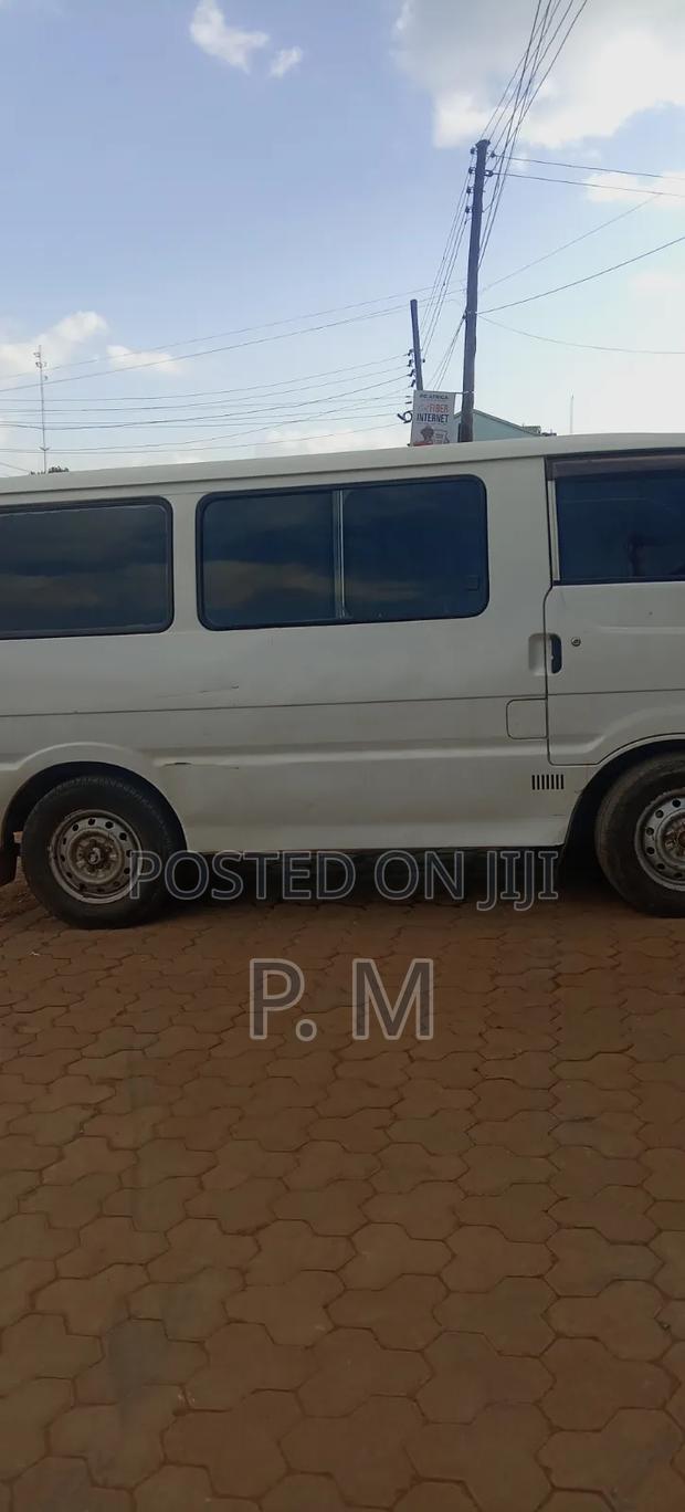 Nissan Vanette 2016 White - thumbnail 12