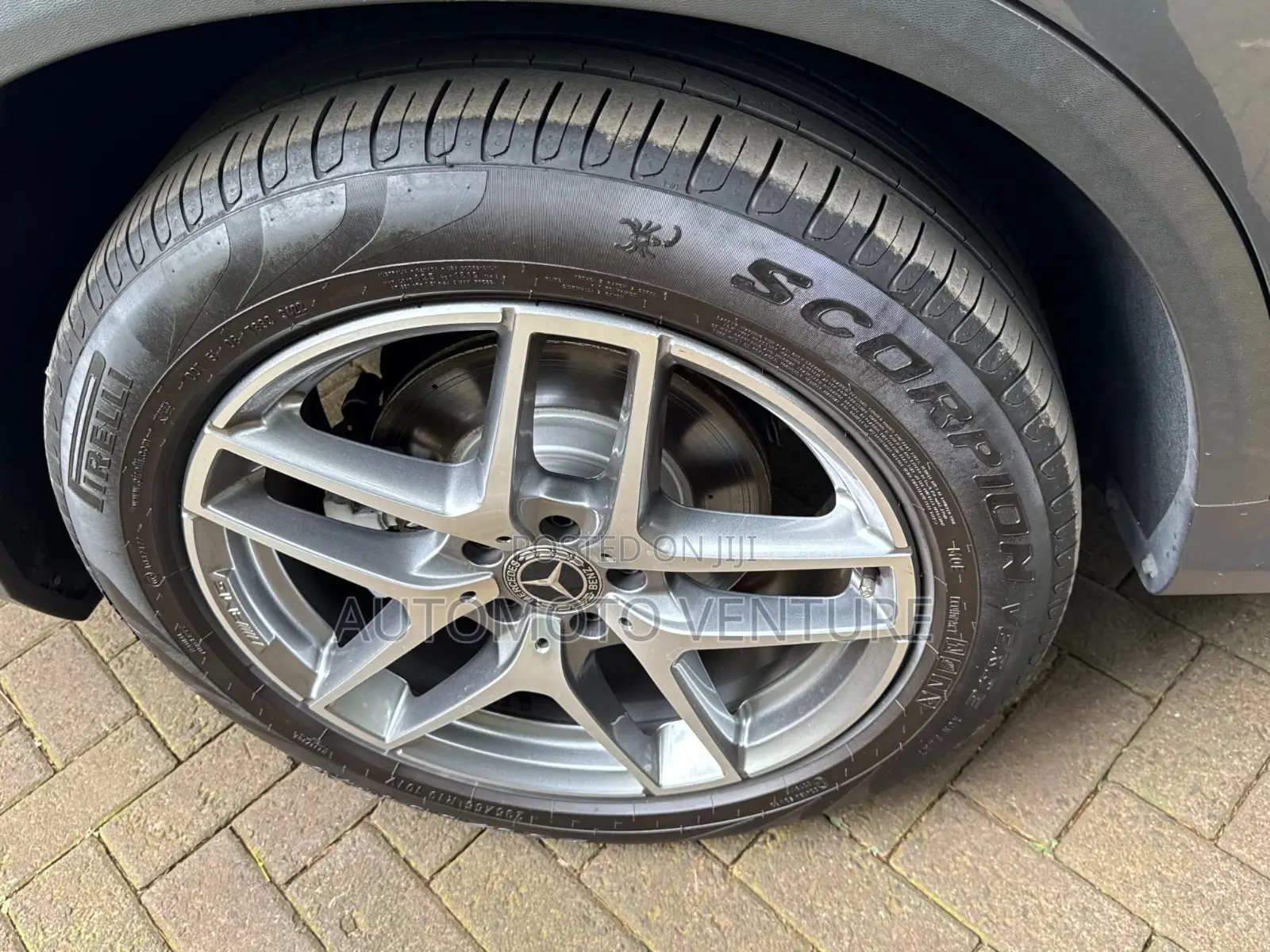 Mercedes-Benz GLC-Class 2019 Gray