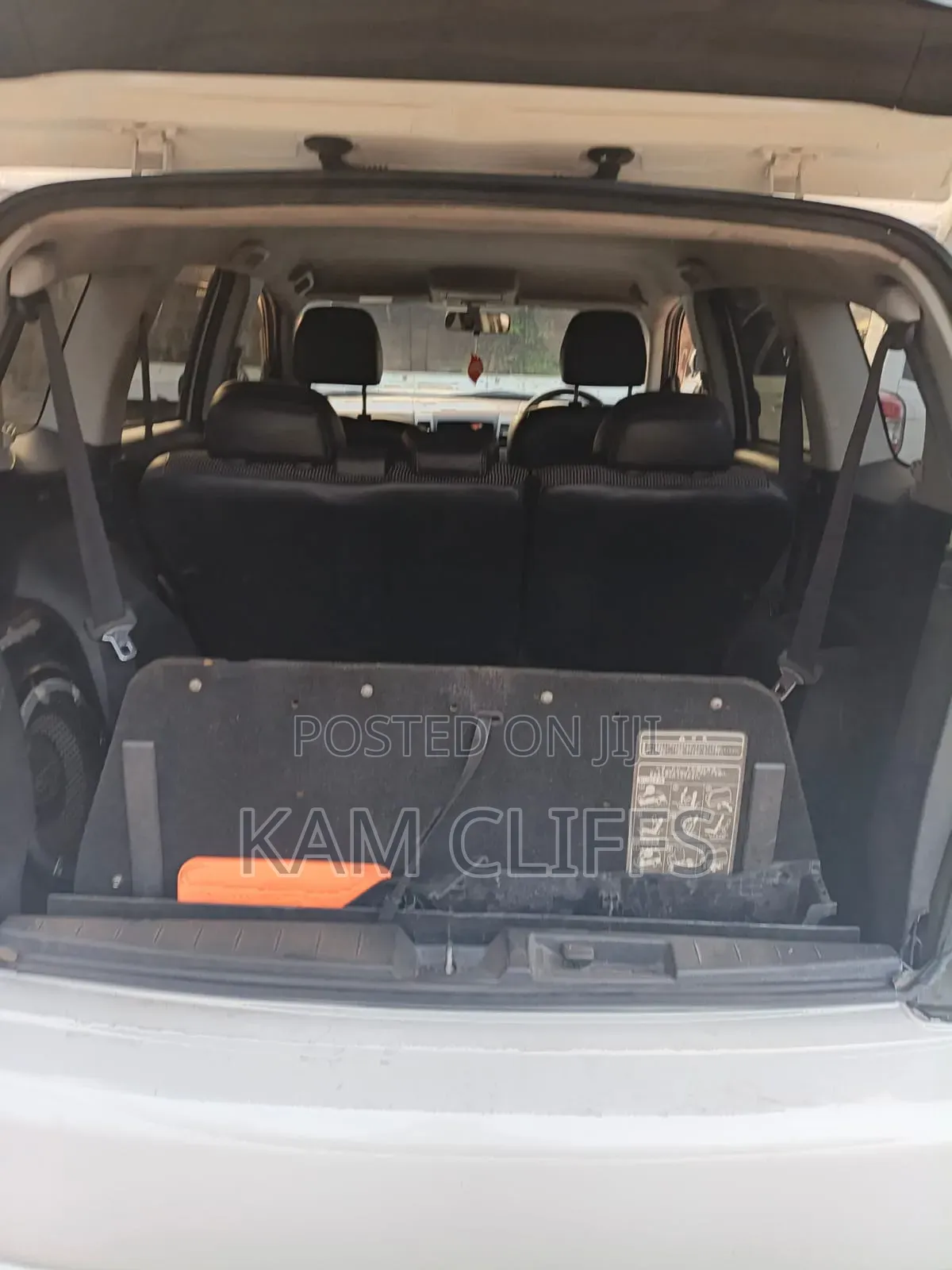 Mitsubishi Outlander 2011 White