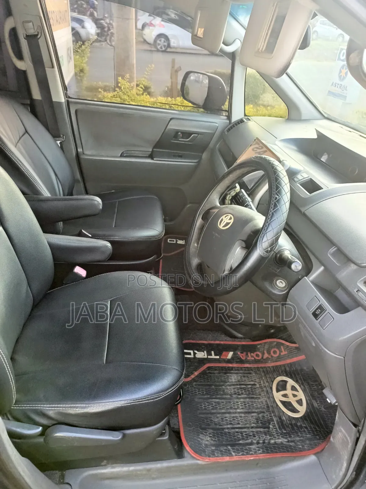 Toyota Noah 2008 Black