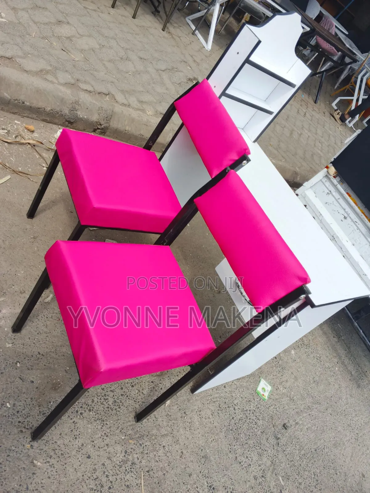 Manicure Chairs Pink and Black