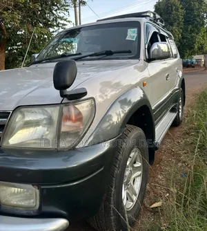 Toyota Land Cruiser Prado 2005 Silver