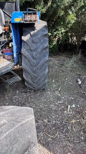New Holland 2021