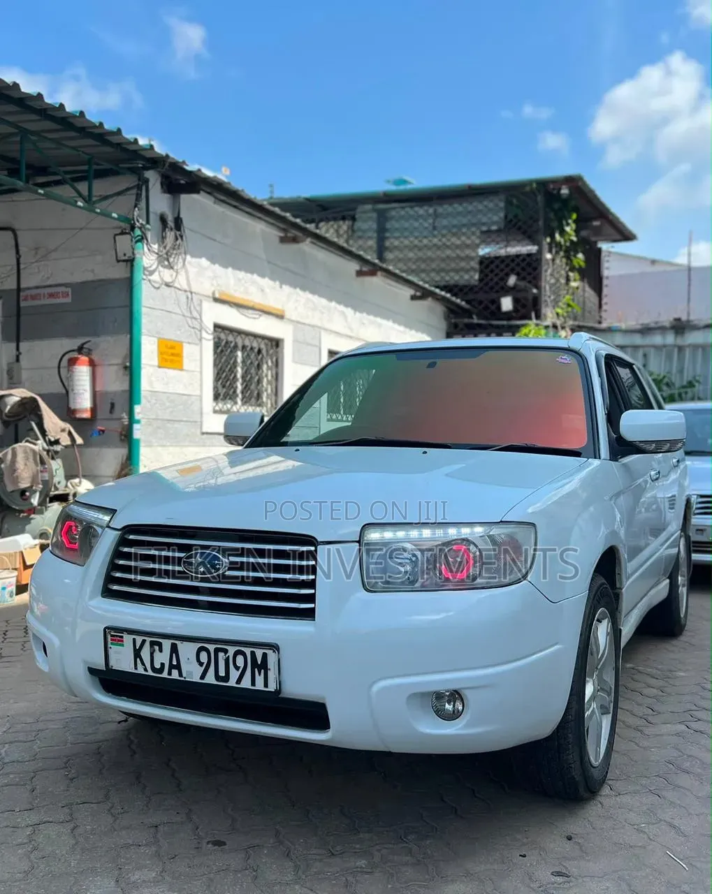 Subaru Forester 2004 White