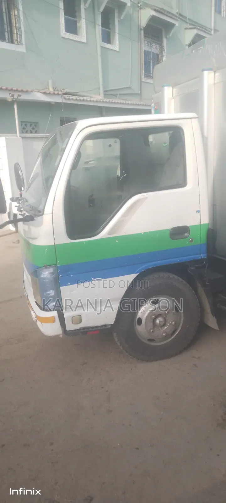 Isuzu Elf Food Trucks