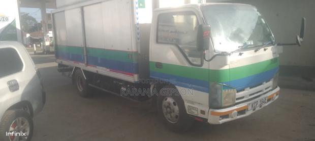 Isuzu Elf Food Trucks - thumbnail 11