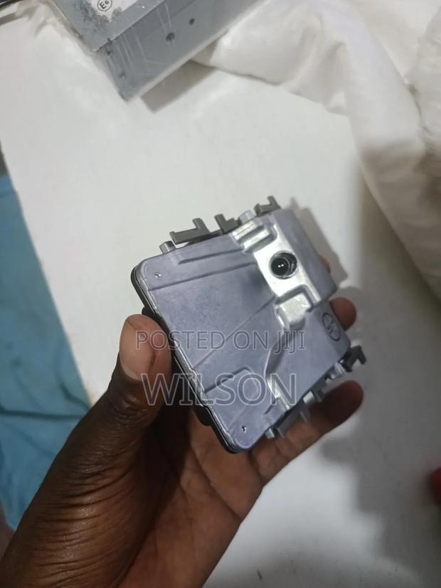 Lexus Lx600 Front Windscreen Camera(We Calibrate Programme)