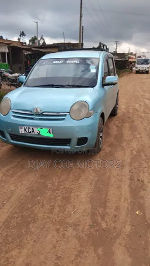 Toyota Sienta 2008 Blue