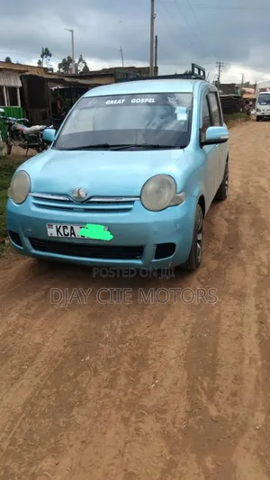 Toyota Sienta 2008 Blue