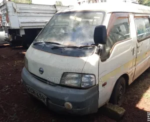 Nissan Vanette 2010 White