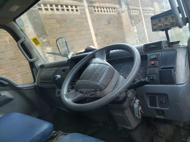 Mitsubishi Canter 2006 Blue - thumbnail 7