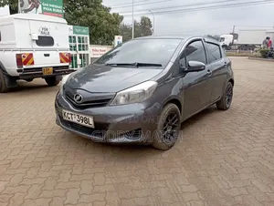 Toyota Vitz 2011 Purple