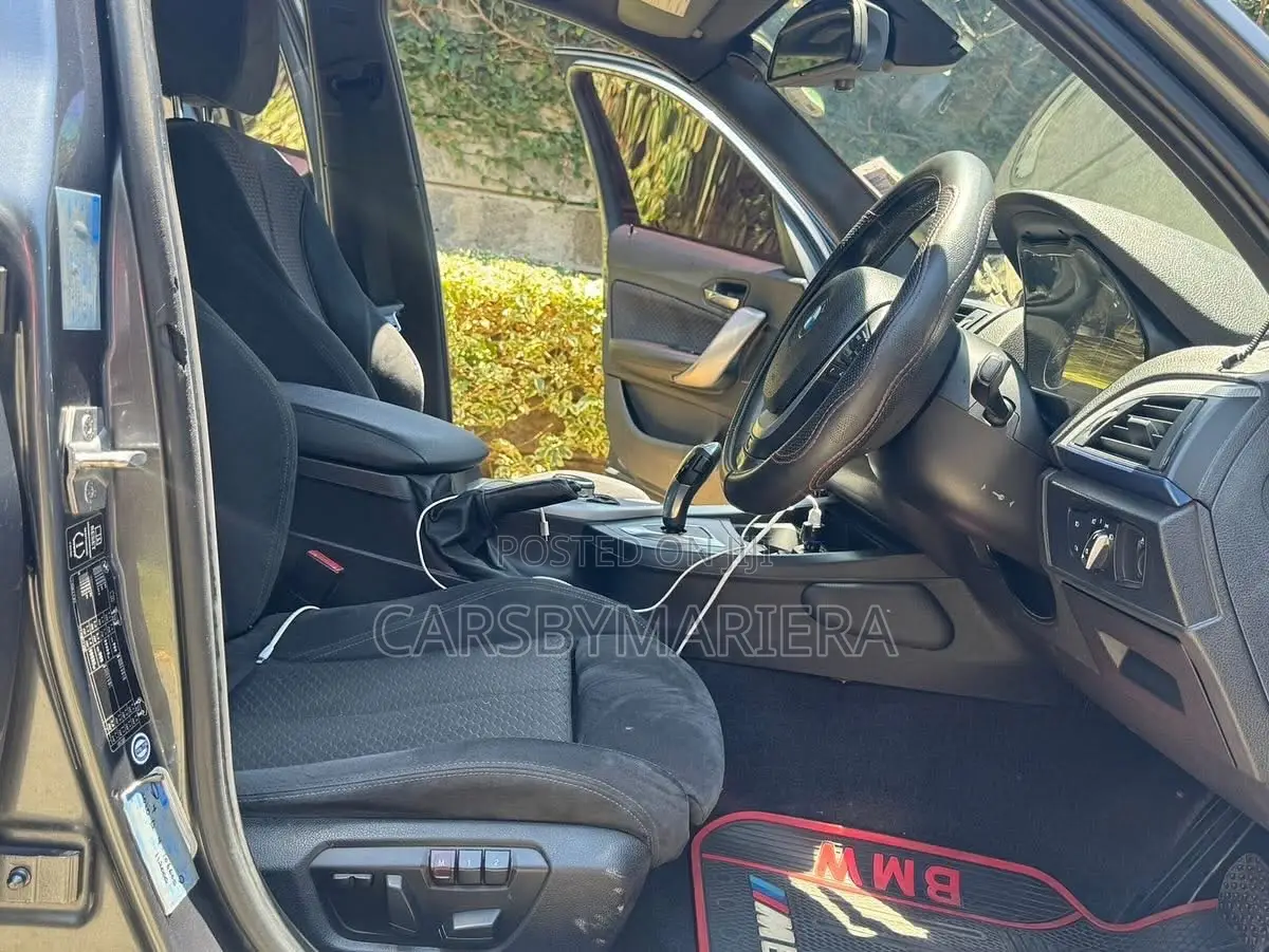 BMW 120i 2014 Gray