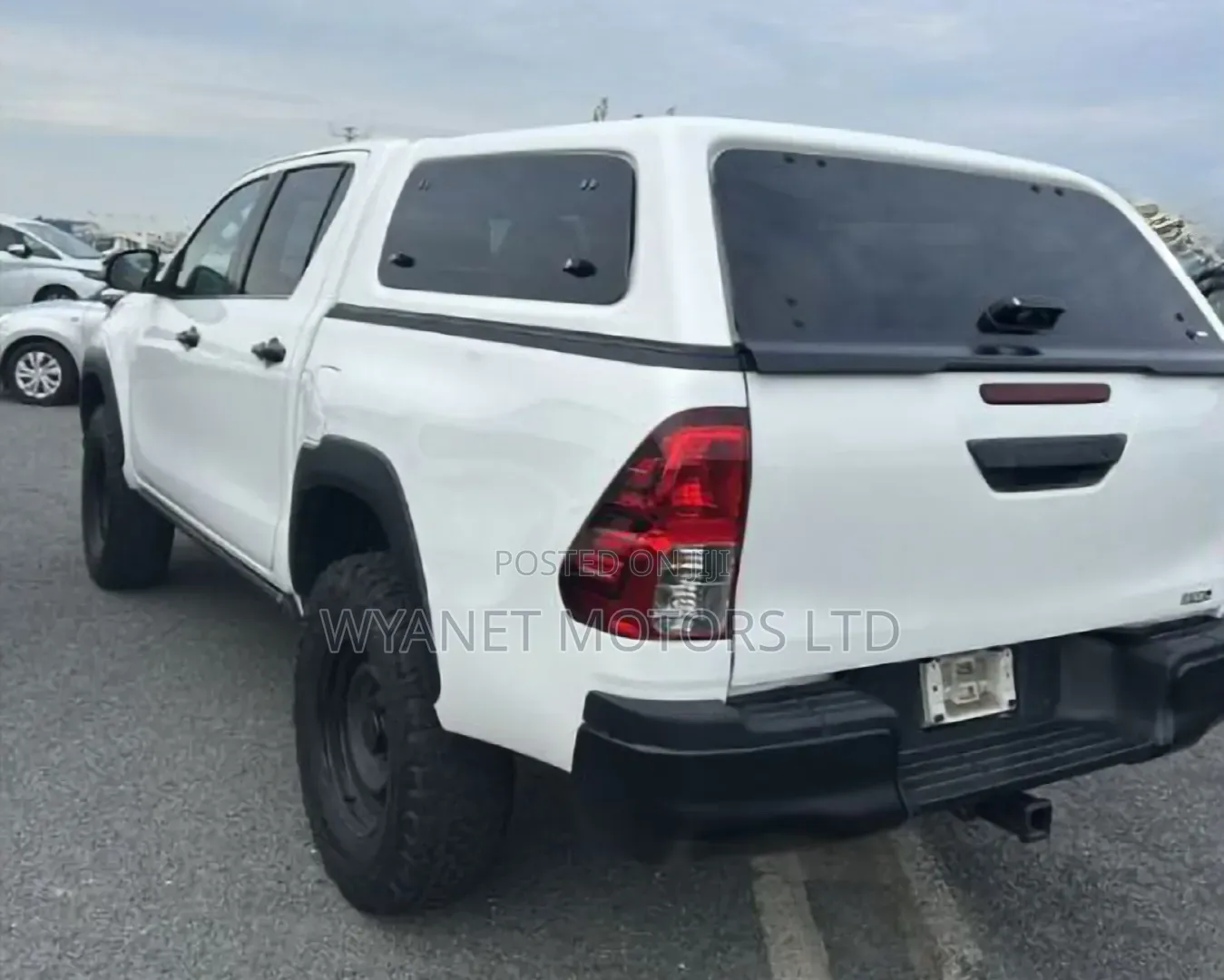Toyota Hilux 2019 Pearl