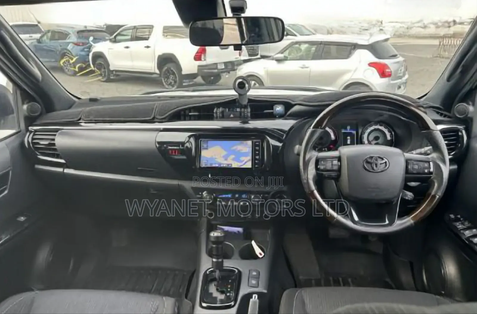 Toyota Hilux 2019 Pearl