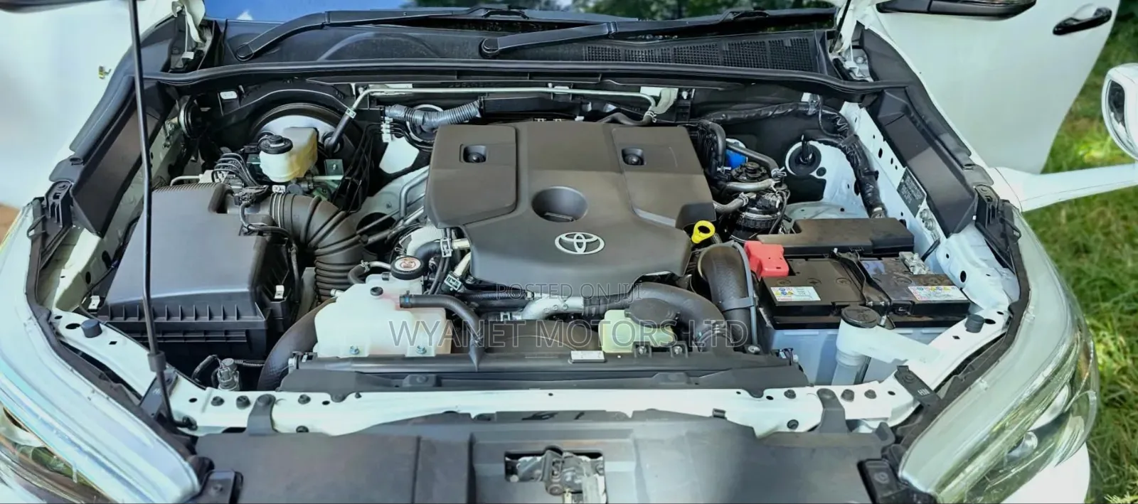 Toyota Hilux 2019 Pearl