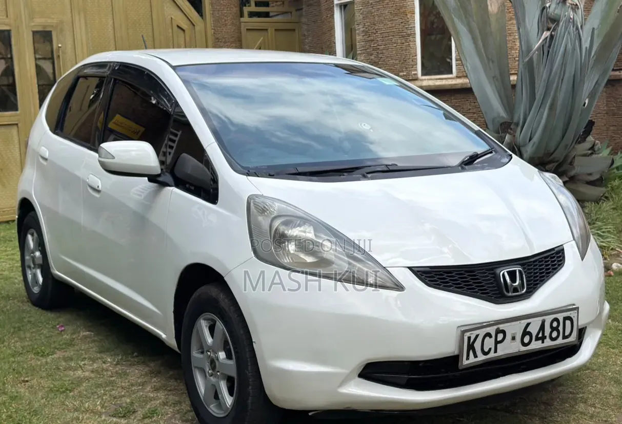 Honda Fit 2010 White