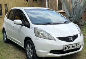 Honda Fit 2010 White