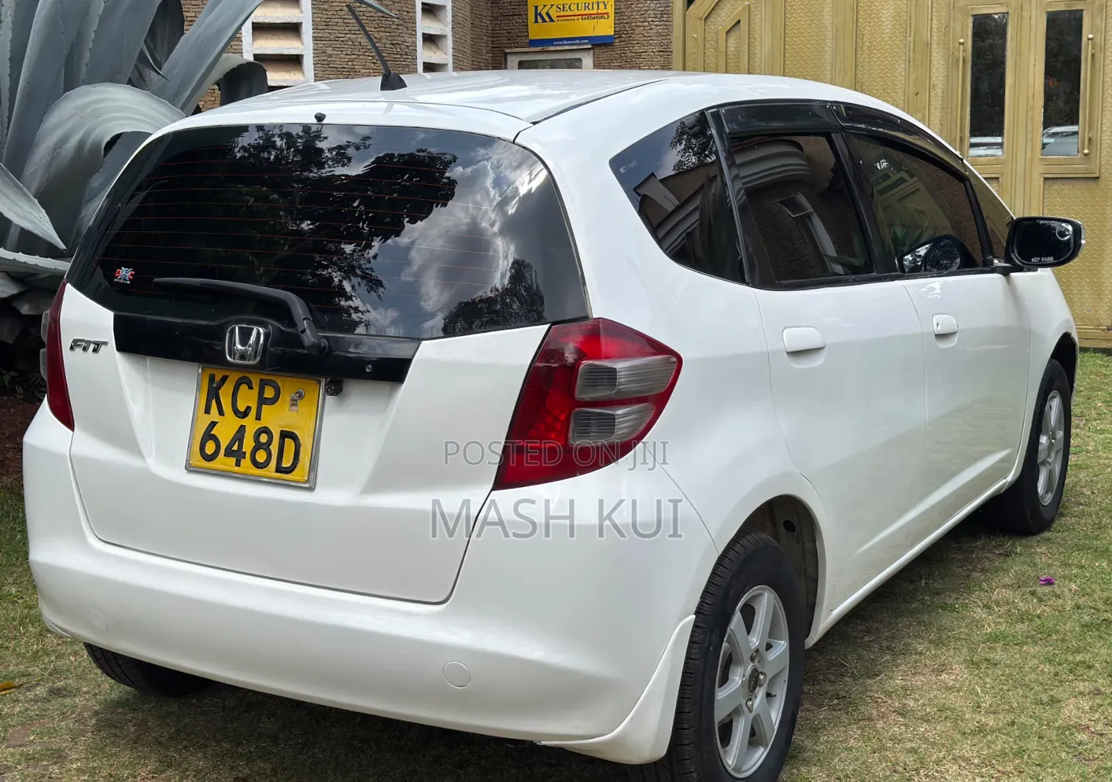 Honda Fit 2010 White