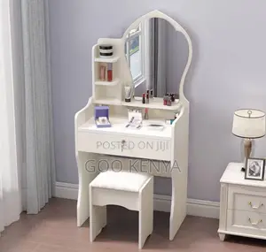 Vanity Set; Space Saving Minimalist Vanity Desk With Mirror