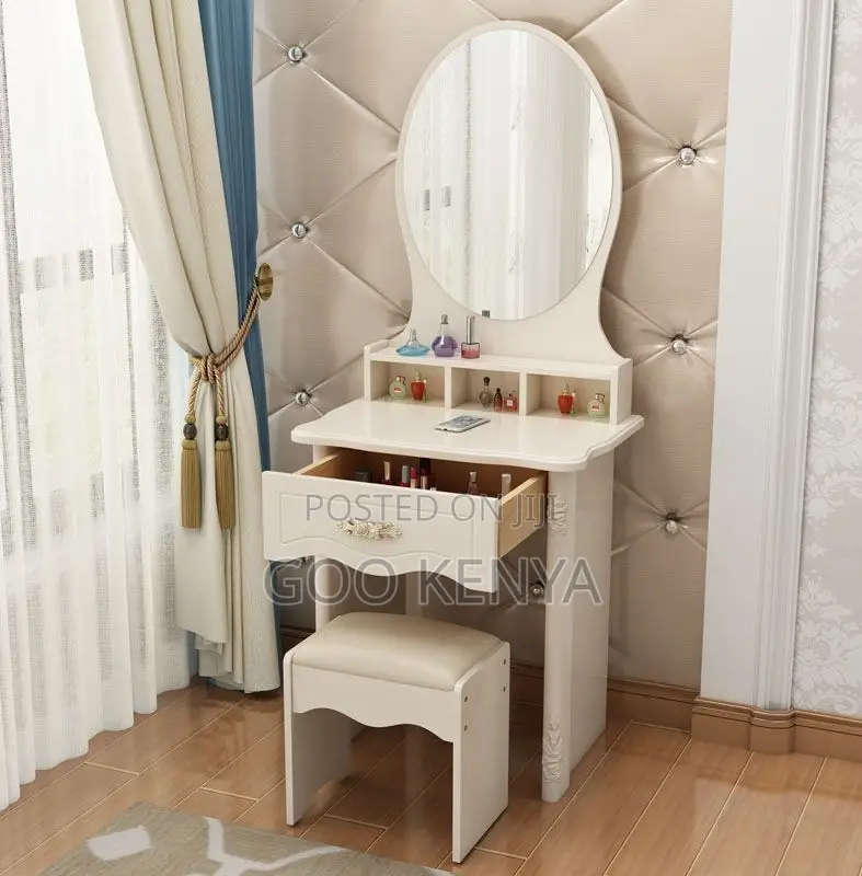 Vanity Set; Space Saving Minimalist Vanity Desk With Mirror