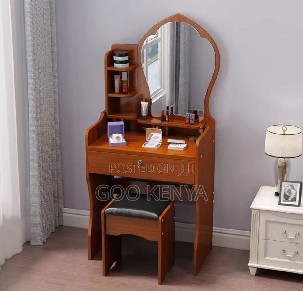 Vanity Set; Space Saving Minimalist Vanity Desk With Mirror