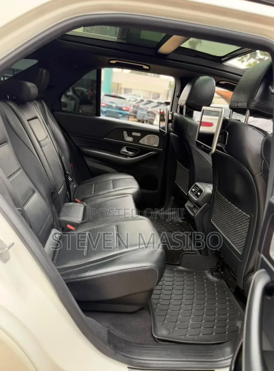 Mercedes-Benz GLE-Class 2019 White