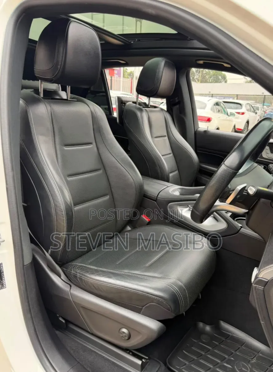 Mercedes-Benz GLE-Class 2019 White