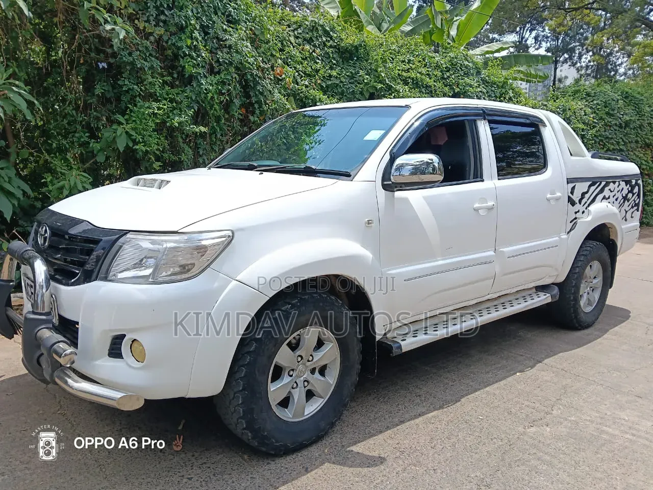 Toyota Hilux 2008 White