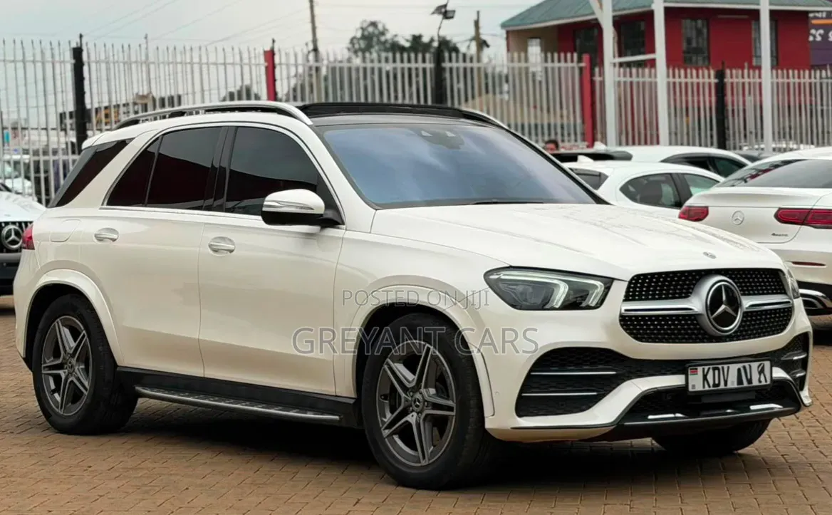 Mercedes-Benz GLE-Class 2019 White