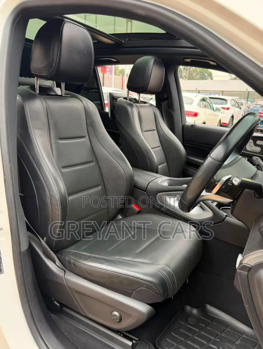 Mercedes-Benz GLE-Class 2019 White