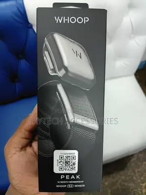Whoop 5.0 Peak Health and Fitness Tracker Obsidian
