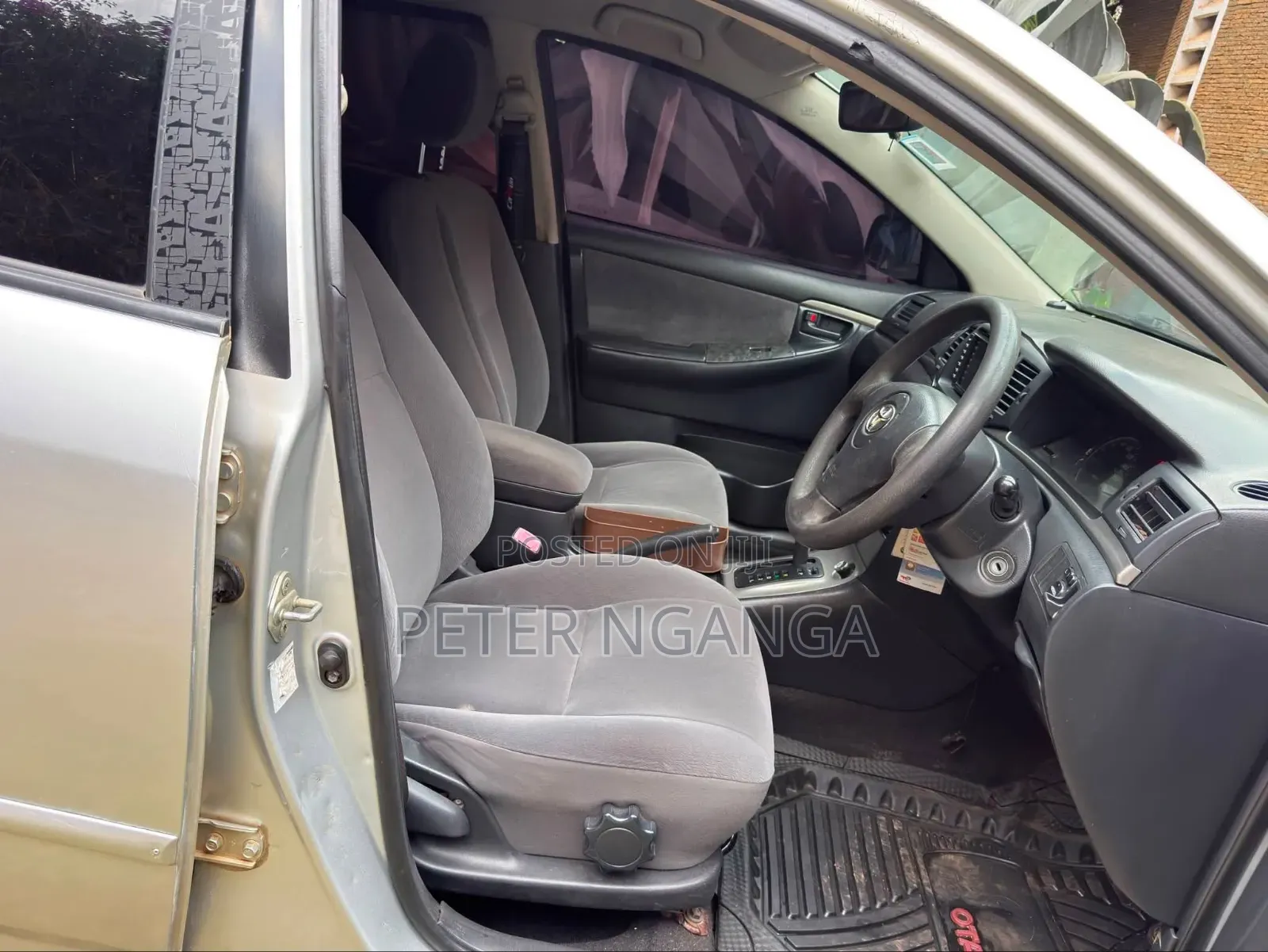 Toyota Corolla RunX 2007 Silver