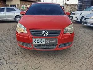 Volkswagen Polo 2010 Red