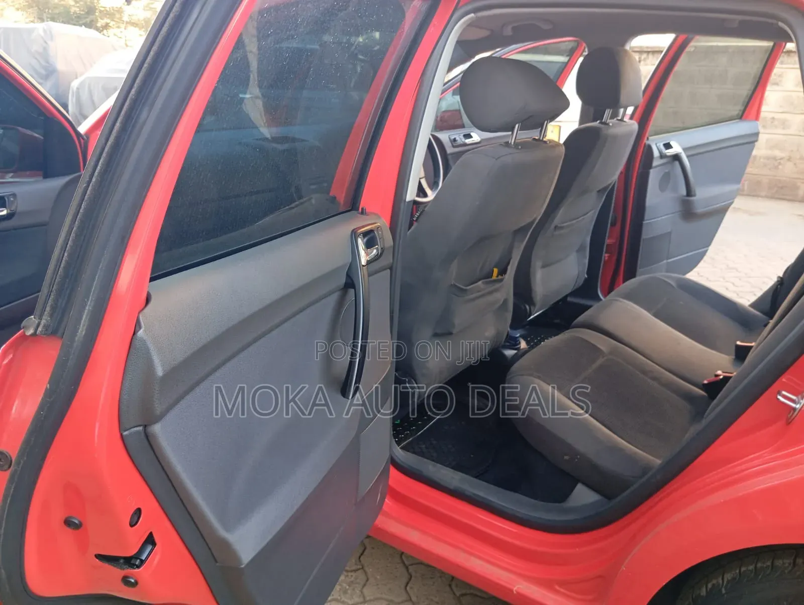 Volkswagen Polo 2010 Red