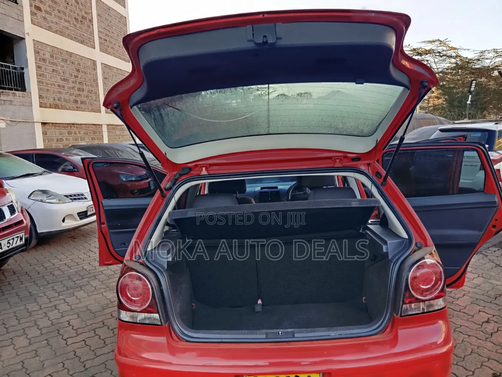 Volkswagen Polo 2010 Red