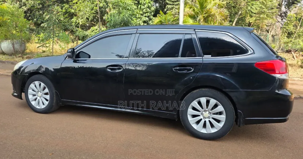 Subaru Legacy 2011 Black