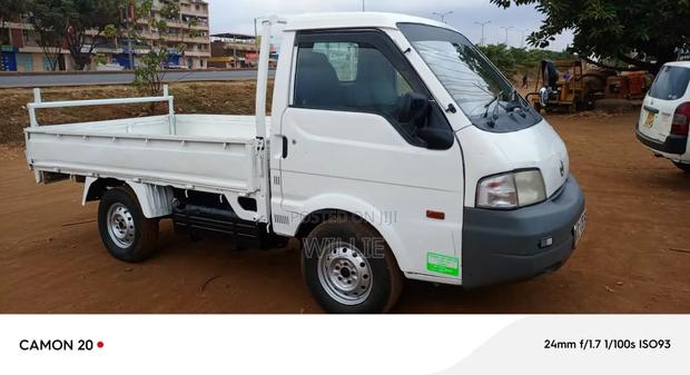 Nissan Vannete Pickup - thumbnail 3