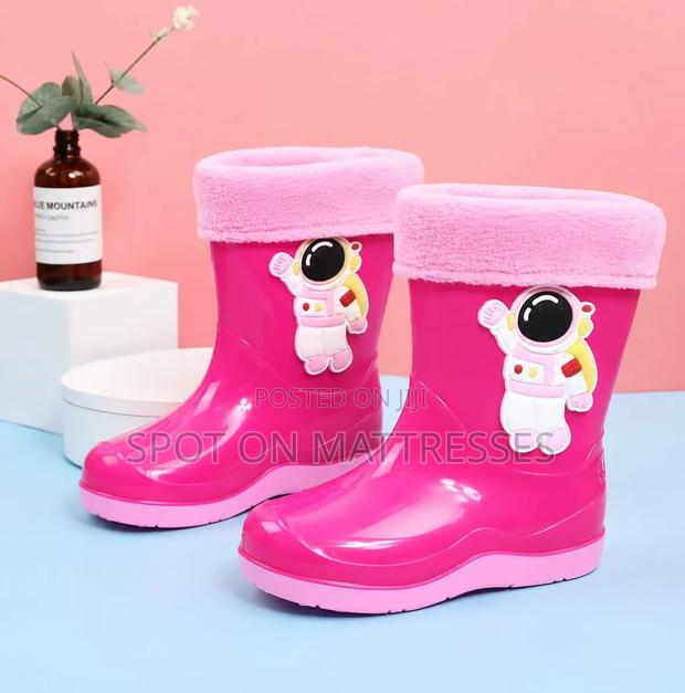 Kids' Warm Gumboots. Sizes 31-40. Nationwide Delivery.