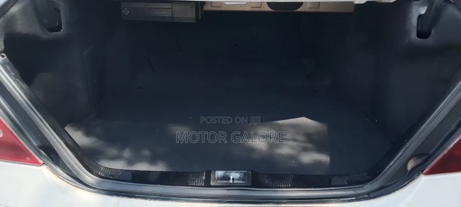 Mercedes-Benz C240 2002 White