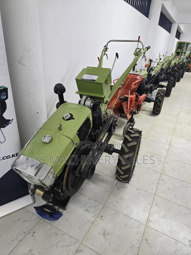 Kubota Walking Tractor - thumbnail 3
