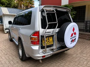 Mitsubishi Pajero 3.2 Di-D 2008 Gray