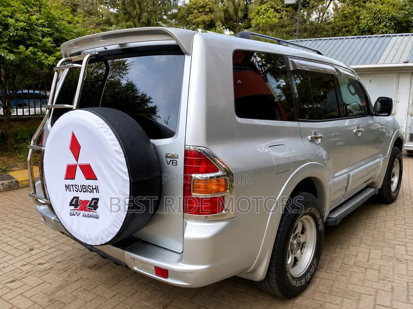 Mitsubishi Pajero 3.2 Di-D 2008 Gray