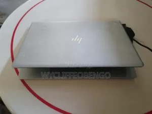 Laptop HP 240 G8 8GB Intel Core i5 SSD 256GB