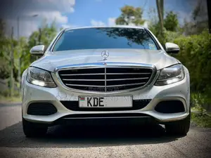 Mercedes-Benz C200 2016 Silver