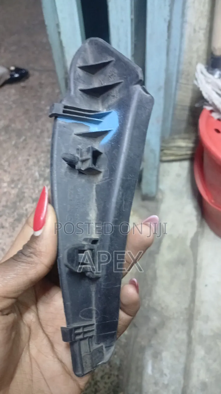 Windscreen Finishers Mazda Axela
