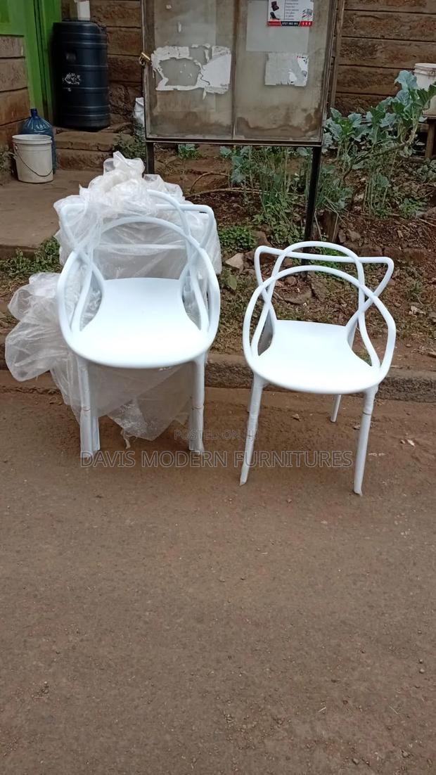 Modern Plastic Dinning Chairs - thumbnail 2
